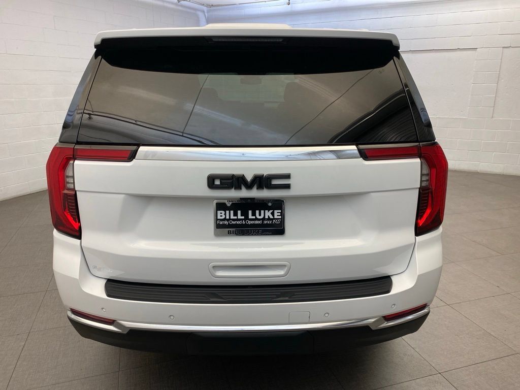 Used 2026 GMC Yukon Elevation AWD/4WD image 8
