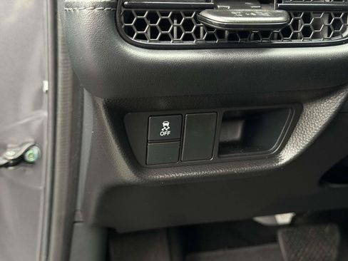 Used 2025 Honda HR-V LX image 19