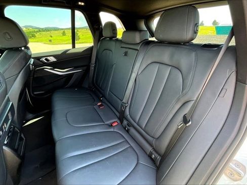 Used 2022 BMW X5 xDrive40i image 22