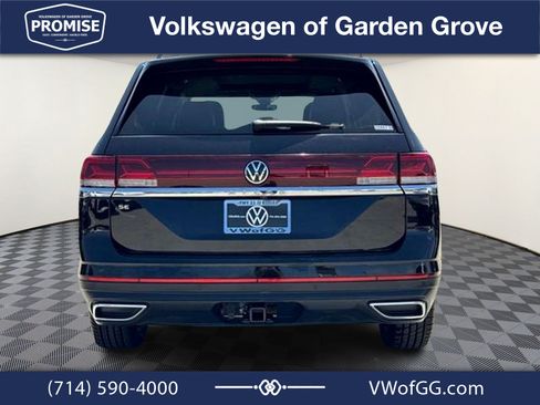 Used 2024 Volkswagen Atlas SE FWD image 6