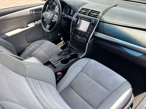 Used 2015 Toyota Camry XSE FWD image 12