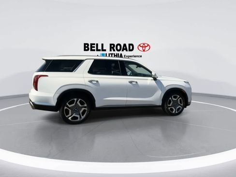 Used 2024 Hyundai Palisade Limited FWD image 9