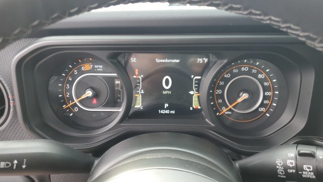 Used 2026 Jeep Wrangler Unlimited Rubicon AWD/4WD image 12
