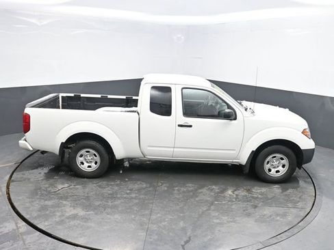 Used 2019 Nissan Frontier S image 24