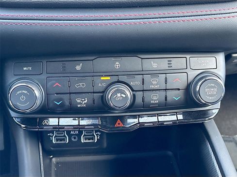 Used 2026 Dodge Durango GT RWD image 16