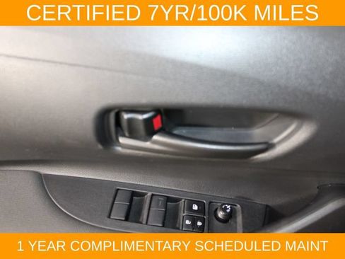 Used 2025 Toyota Corolla LE FWD image 18