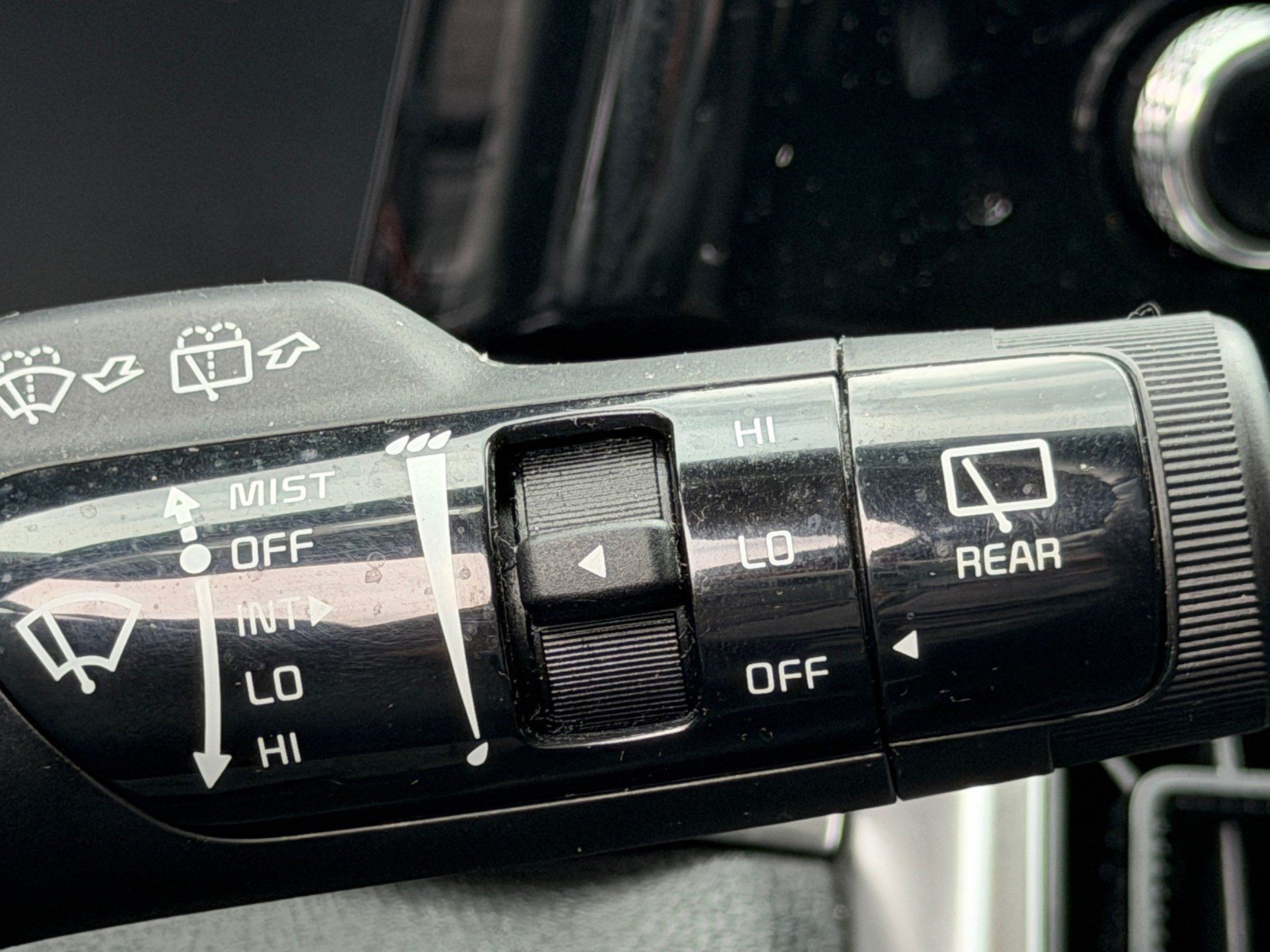 Used 2023 Kia Sorento S FWD image 42