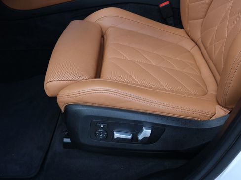Used 2025 BMW X5 sDrive40i RWD image 14