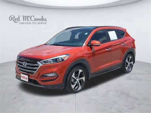 Used 2016 Hyundai Tucson Limited w/ Option Group 03 FWD image 1