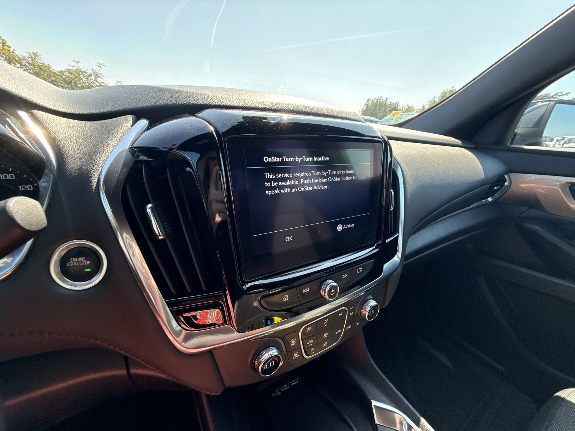 Used 2023 Chevrolet Traverse LT FWD image 20