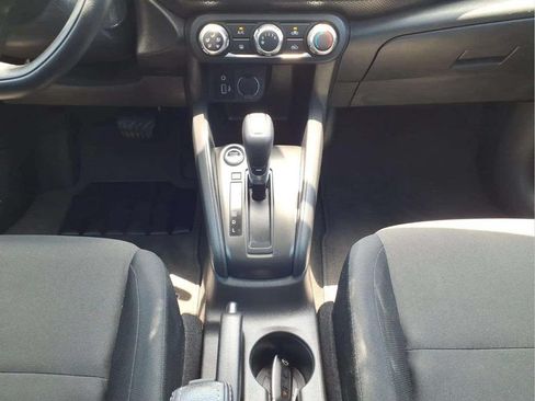 Certified 2025 Nissan Kicks Play S FWD image 12