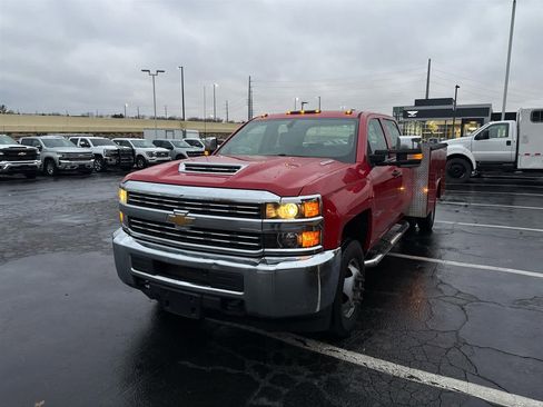 Used 2017 Chevrolet Silverado 3500 W/T w/ WT Convenience Package image 4