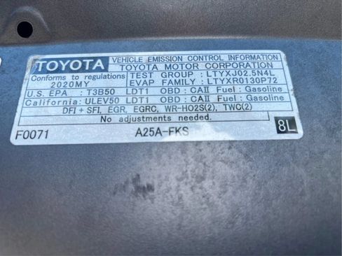 Used 2020 Toyota RAV4 LE w/ All Weather Liner Package AWD/4WD image 28