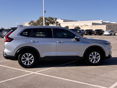 Certified 2026 Honda CR-V LX image 7