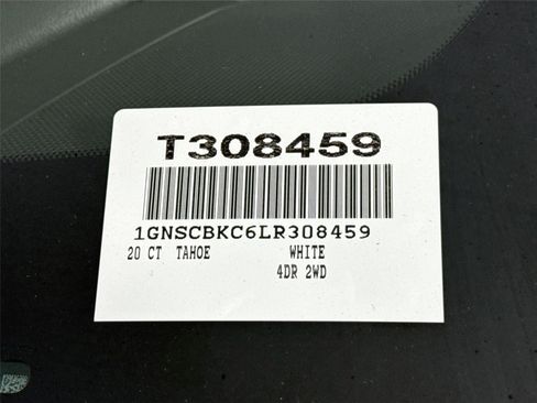 Used 2020 Chevrolet Tahoe LT w/ Luxury Package RWD image 48