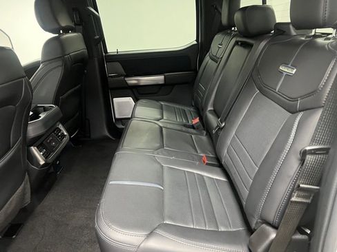 Used 2025 Ford F450 Platinum w/ FX4 Off-Road Package image 49