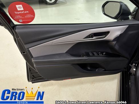 New 2026 Toyota Camry SE AWD/4WD image 17