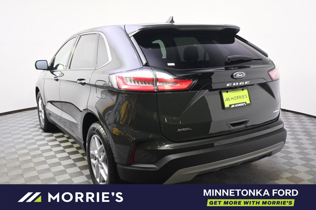 Used 2023 Ford Edge SEL w/ Convenience Package AWD/4WD image 4