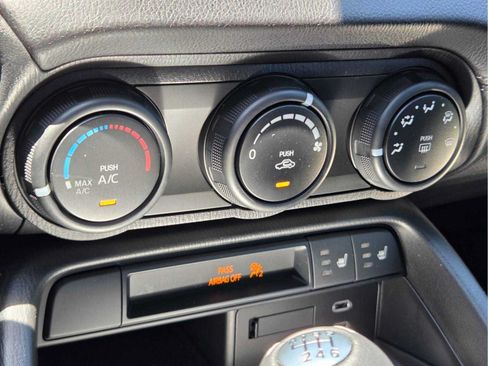 New 2026 MAZDA MX-5 Miata Club w/ Interior Package RWD image 24