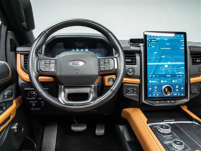 Used 2023 Ford Expedition Platinum AWD/4WD image 20