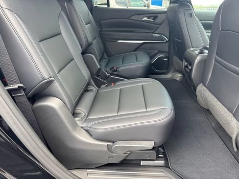 New 2026 Chevrolet Traverse LT w/ Enhanced Driving Package FWD image 16