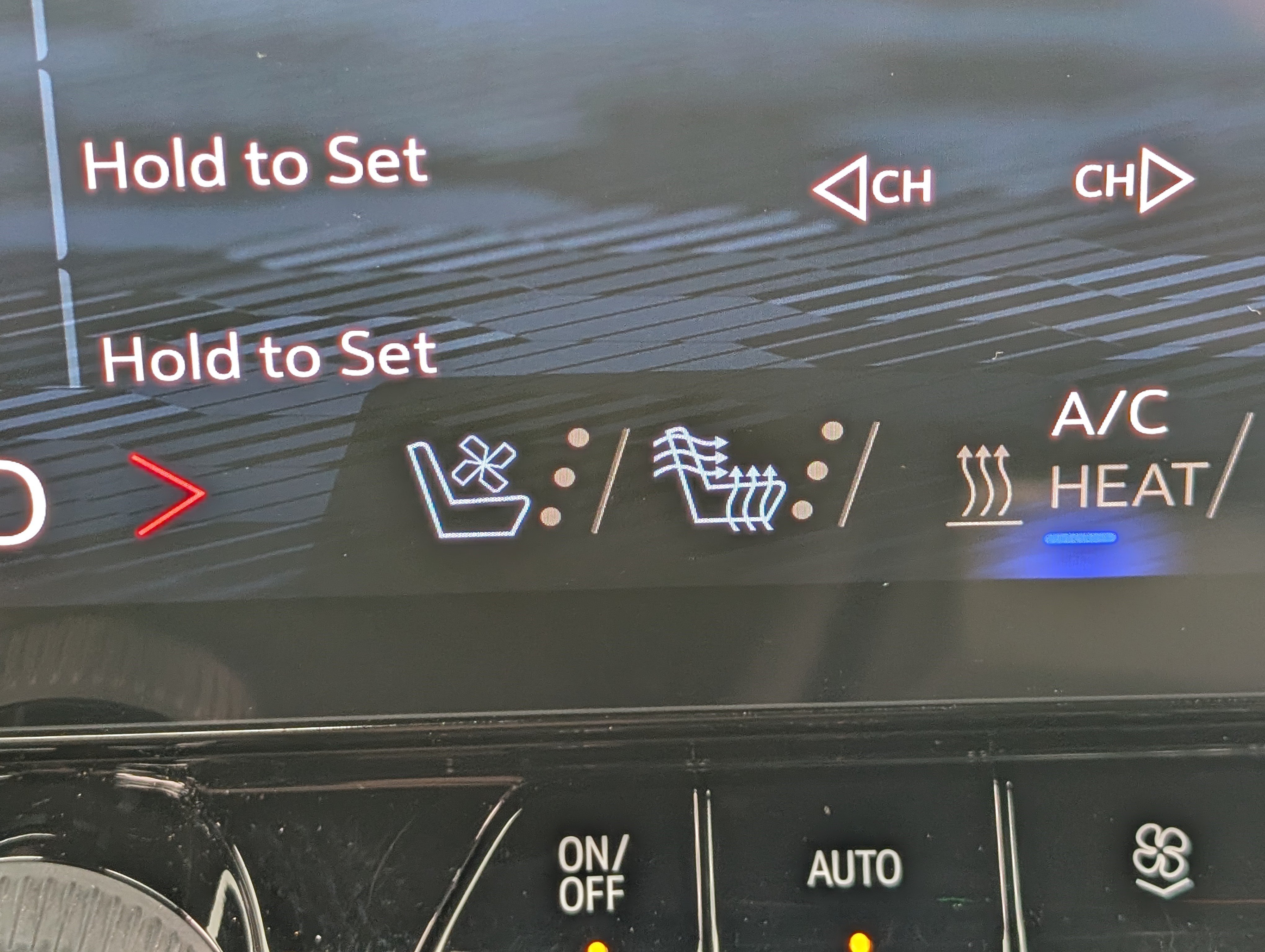 Used 2024 Chevrolet Blazer EV RS AWD/4WD image 32