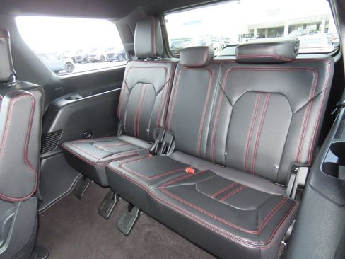 Certified 2021 Ford Expedition Limited image 20
