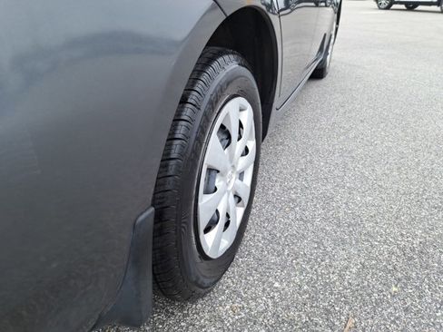 Used 2013 Toyota Corolla L image 7