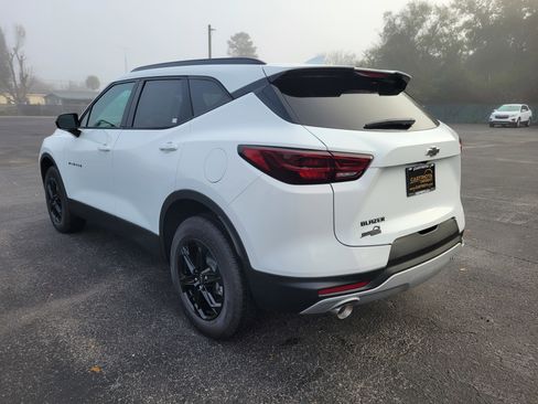 New 2026 Chevrolet Blazer LT w/ Convenience Package FWD image 9