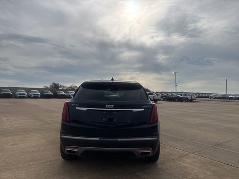 Used 2022 Cadillac XT5 Premium Luxury w/ Technology Package FWD image 19