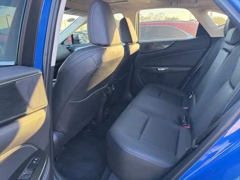 Used 2025 Lexus NX 250 FWD w/ Towing Package (2000 Lbs) image 10