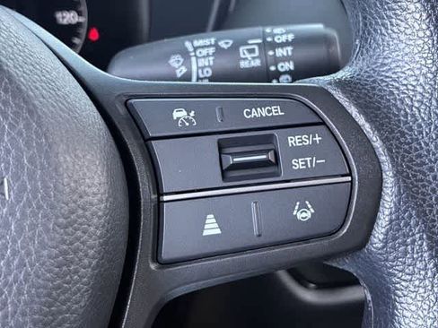 Used 2023 Honda HR-V LX image 25