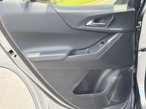 New 2027 Chevrolet Equinox LT w/ Convenience Package II FWD image 22