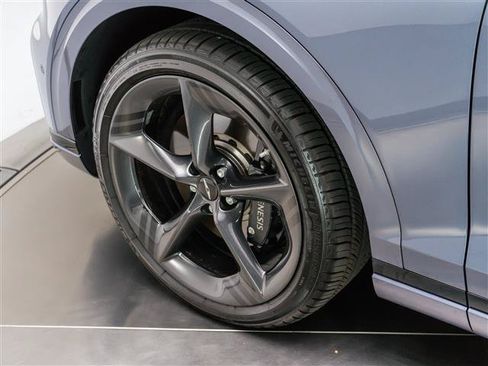 Used 2026 Genesis GV70 3.5T Sport Prestige AWD/4WD image 12