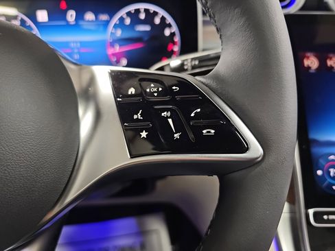 New 2026 Mercedes-Benz GLC 300 image 19