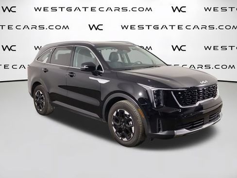 Certified 2025 Kia Sorento S w/ Panoramic Sunroof Package FWD image 44