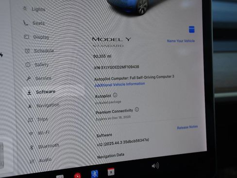 Used 2021 Tesla Model Y 2WD image 36