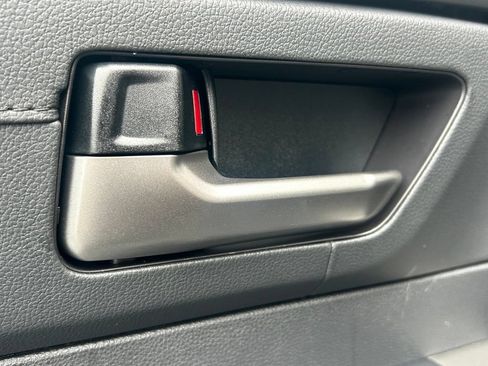New 2026 Toyota Tundra Limited AWD/4WD image 10