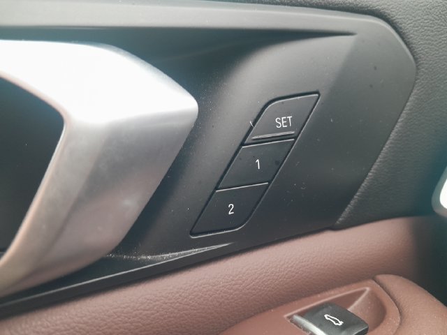 Used 2019 BMW X5 xDrive40i w/ Convenience Package AWD/4WD image 8