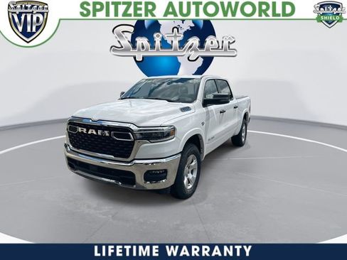 Used 2026 RAM 1500 4x4 Crew Cab image 4