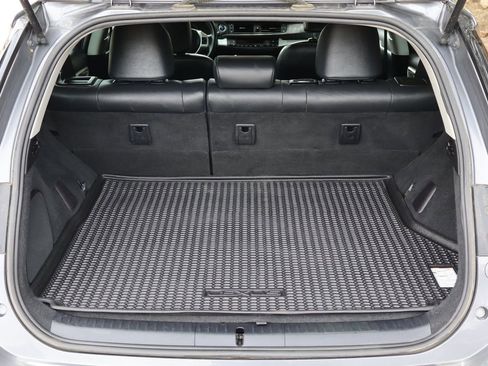Used 2012 Lexus CT 200h Premium w/ Leather Pkg FWD image 14