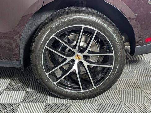 New 2026 Porsche Macan AWD/4WD image 12
