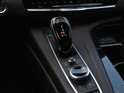 Used 2022 Cadillac Escalade ESV Sport Platinum w/ LPO, ONYX Package image 14