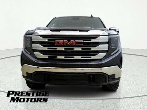 Used 2024 GMC Sierra 1500 SLE w/ Preferred Package AWD/4WD image 2