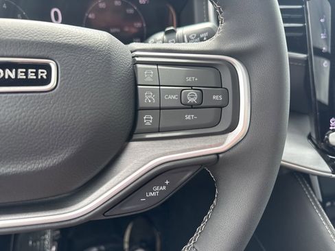 New 2026 Jeep Grand Wagoneer Limited AWD/4WD image 8