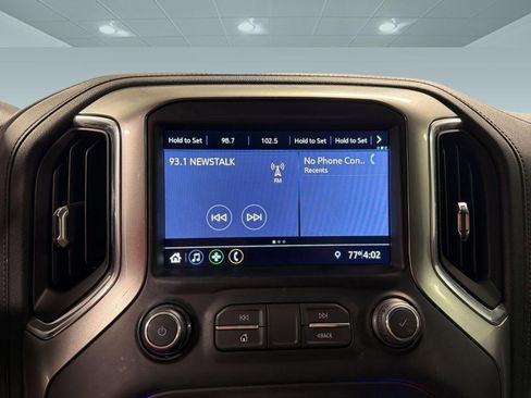 Certified 2021 Chevrolet Silverado 1500 LT AWD/4WD image 19