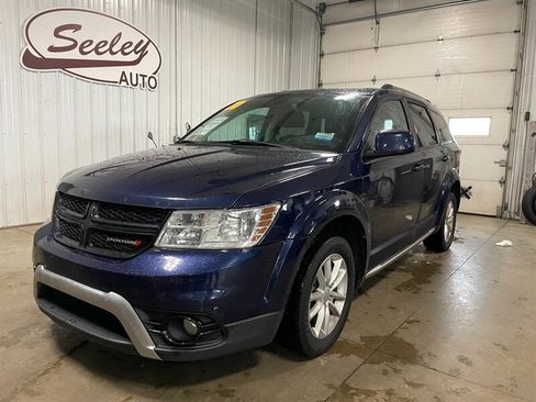 Used 2020 Dodge Journey Crossroad image 3