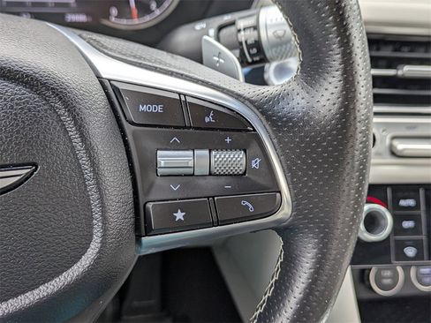 Used 2024 Genesis G70 2.5T image 27