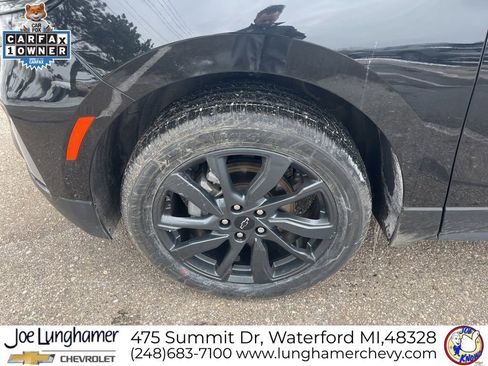 Certified 2023 Chevrolet Equinox RS w/ LPO, Floor Liner Package image 9