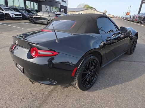 Used 2024 MAZDA MX-5 Miata Club RWD image 4